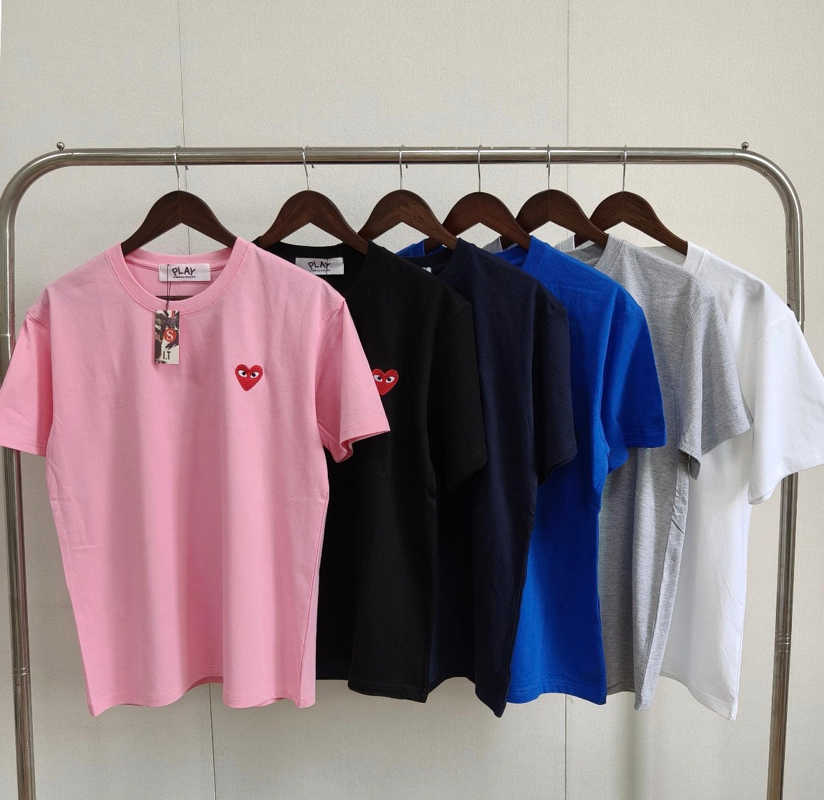 Comme des Garçons Play – T-shirt emblématique